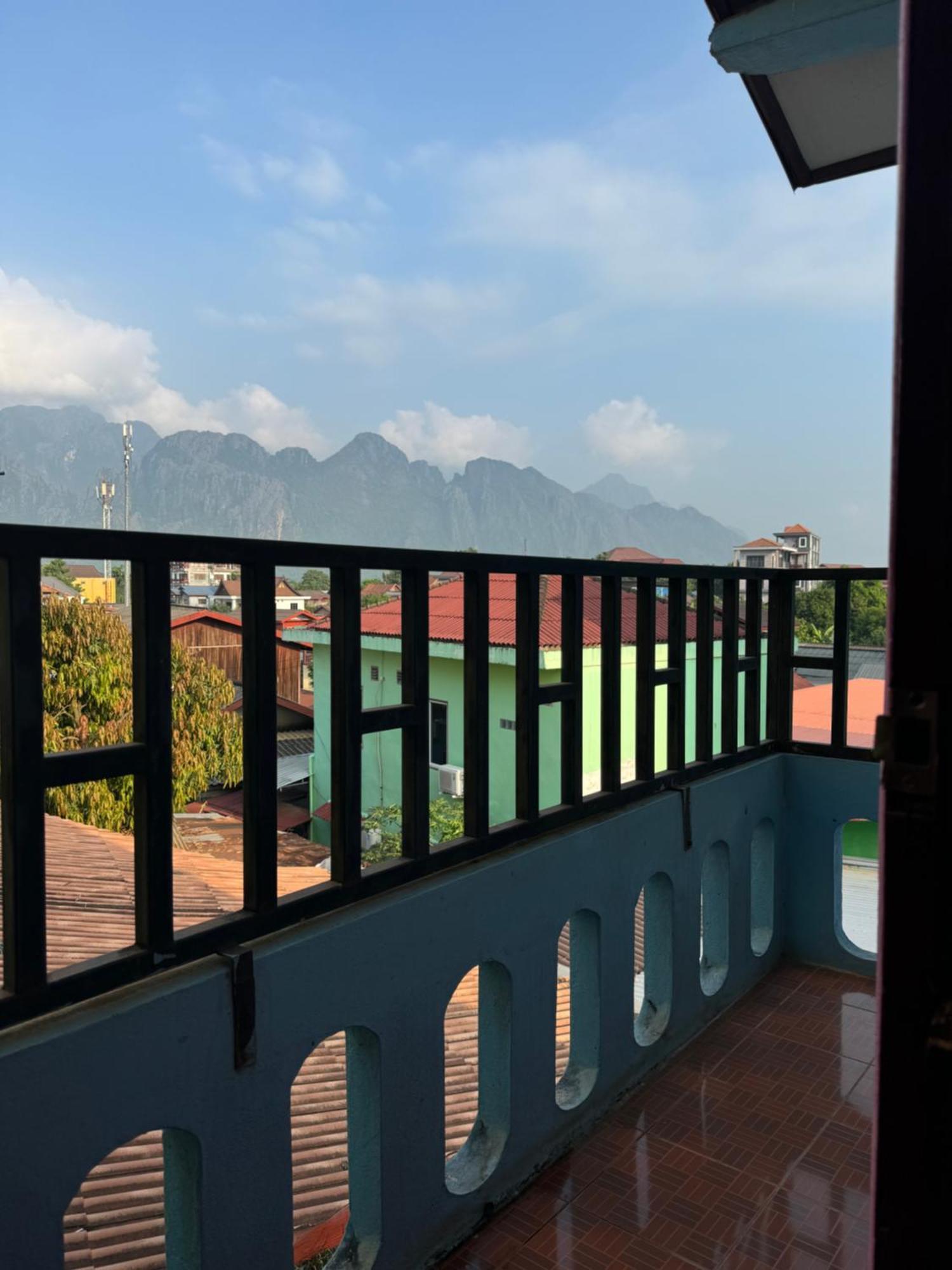 Vang Vieng Green Hotel Exterior photo